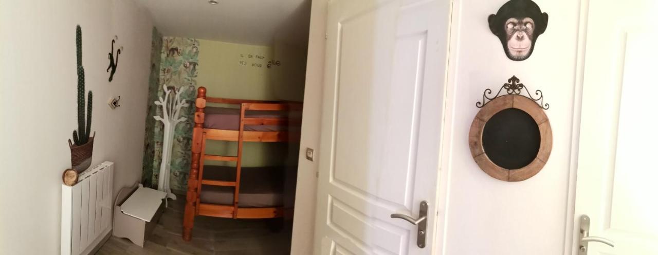 Au Gue Du Bois Panzió Neuville-du-Poitou Kültér fotó